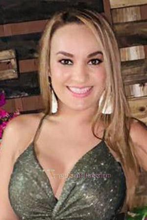 201266 - Karina Age: 36 - Costa Rica