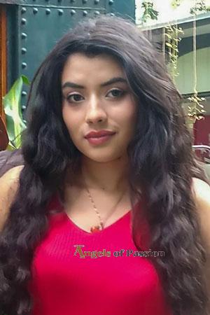 208595 - Diana Age: 28 - Colombia