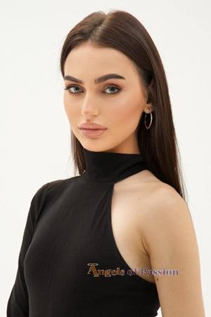 224585 - Nadiia Age: 19 - Ukraine