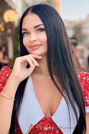 225395 - Viktoriia Age: 33 - Ukraine