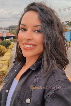 226317 - Danielle Age: 32 - Brazil