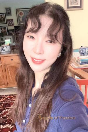 227217 - Eva Age: 54 - China