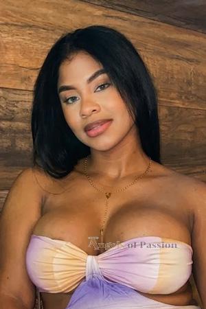 228087 - Johana Age: 25 - Colombia